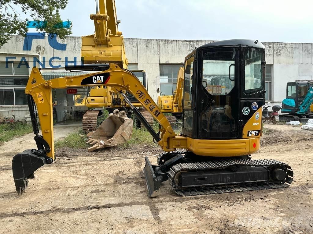 CAT 303 CR Міні-екскаватори < 7т