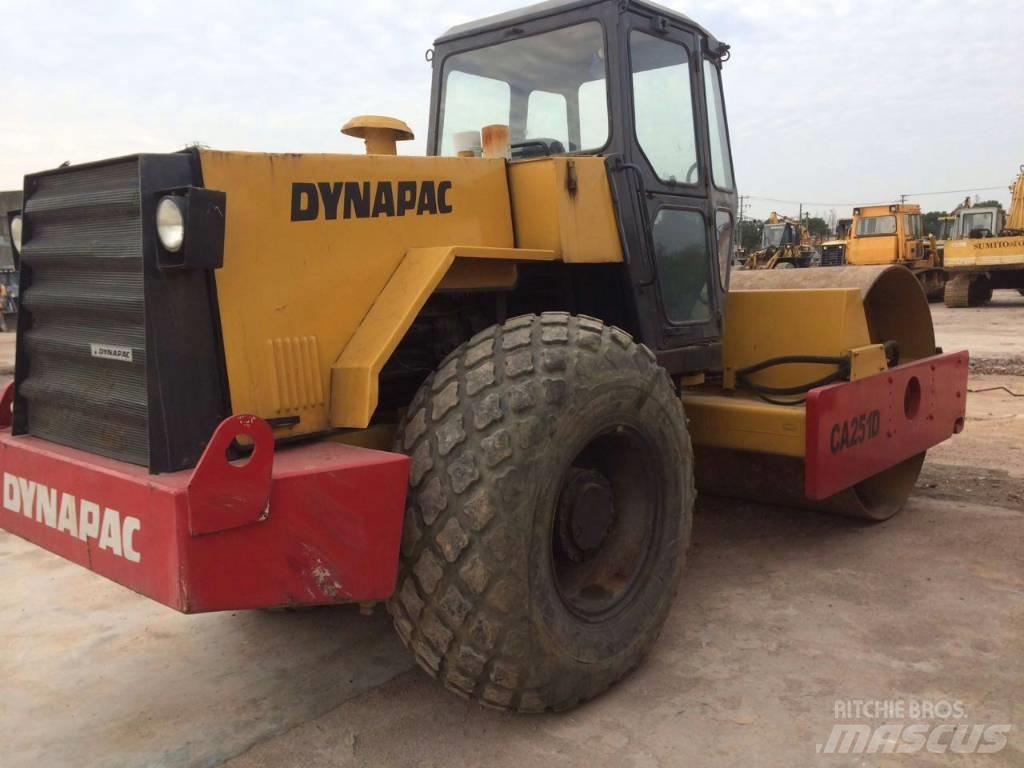 Dynapac CA 251 D Грунтові котки