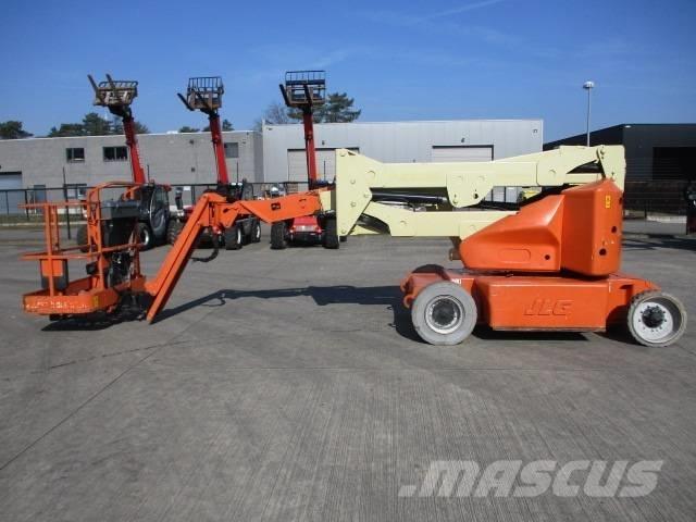 JLG E 400 AJPN (817) Компактні самохідні стрілові підйомники