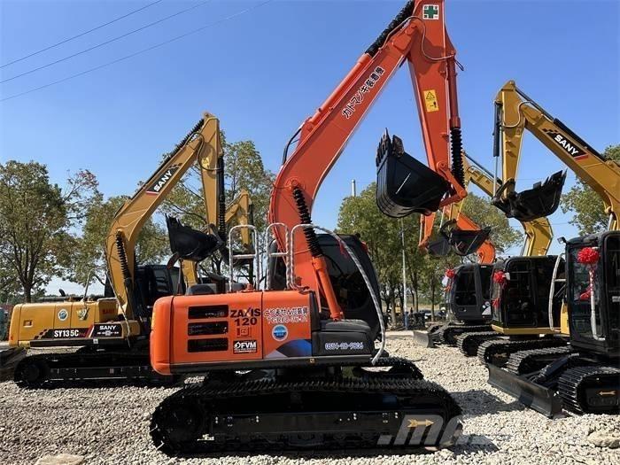 Hitachi ZX 120 Гусеничні екскаватори