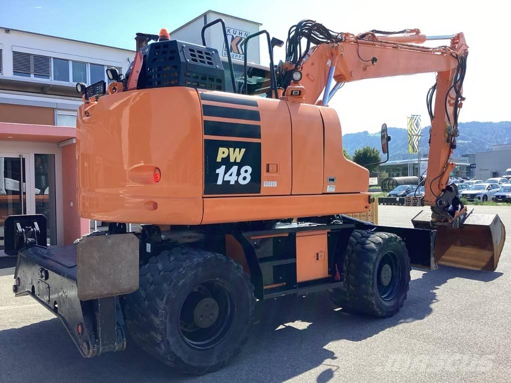 Komatsu PW 148-11 Колісні екскаватори
