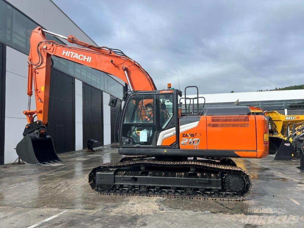 Hitachi ZX 210 LC-7 Гусеничні екскаватори