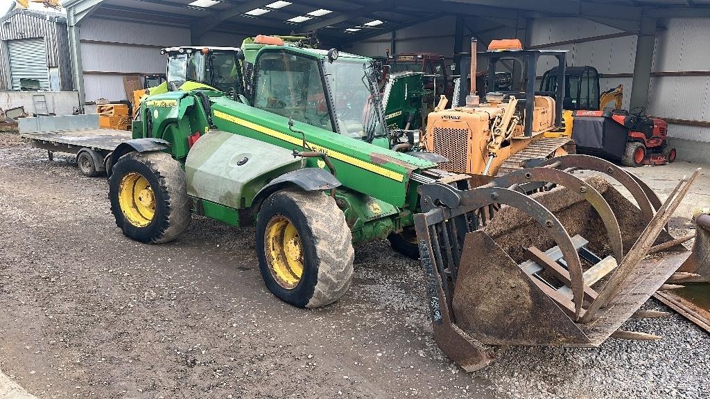 John Deere 3415 Телескопічні навантажувачі