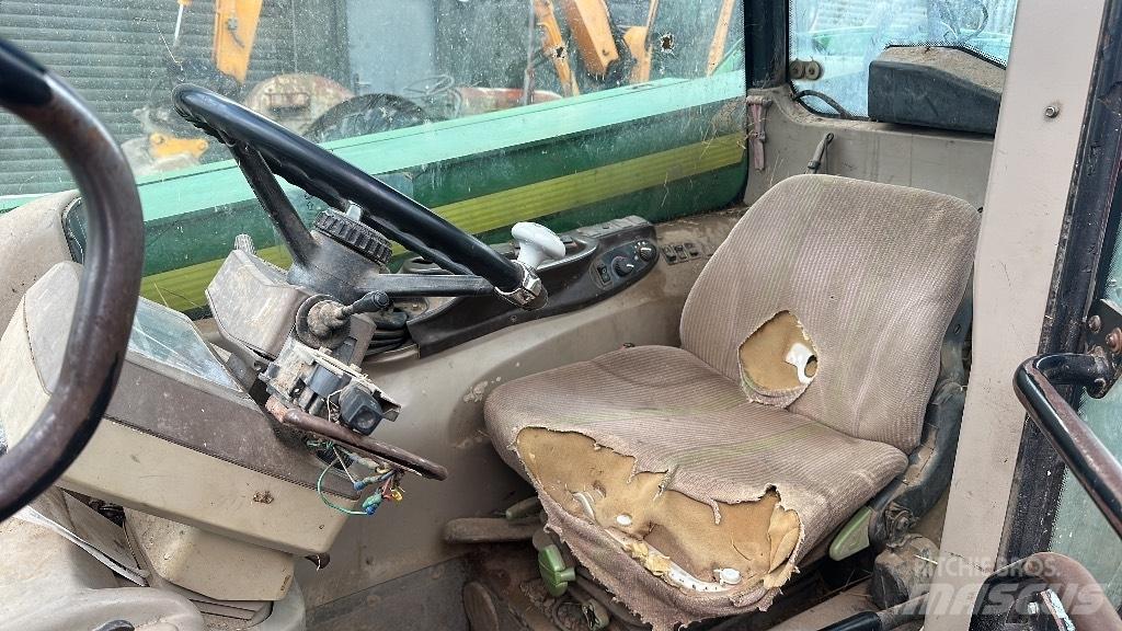 John Deere 3415 Телескопічні навантажувачі