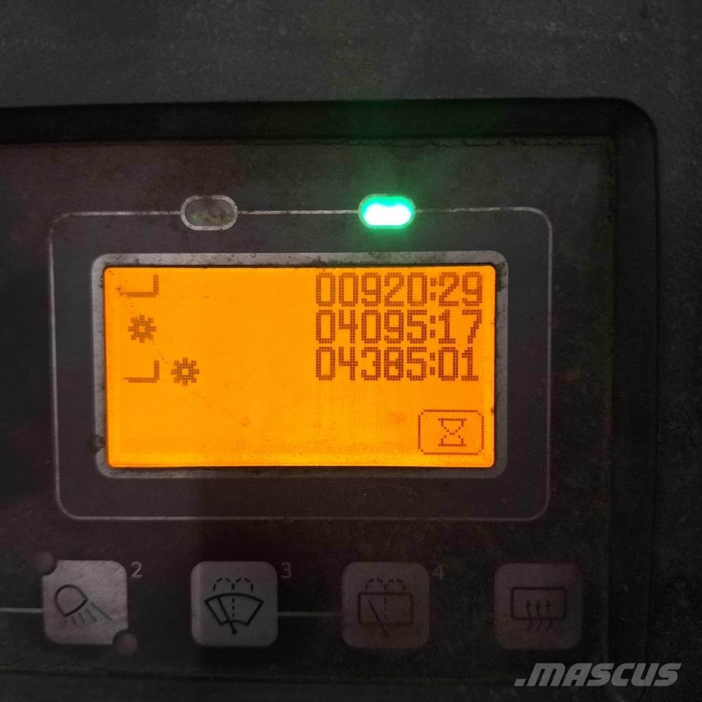 Toyota 8FBMT35 Електронавантажувачі