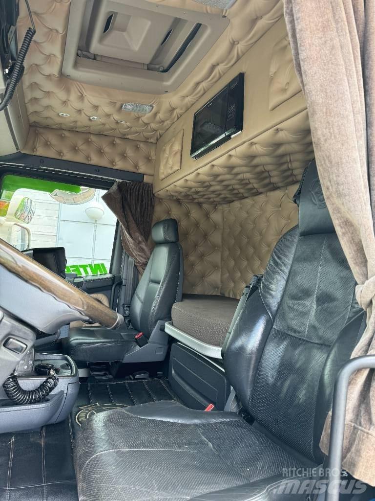 Scania R 520 LB8x4*4 Вантажівки з гаковим підйомом