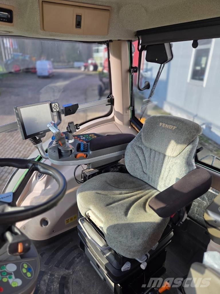 Fendt 936 Vario Трактори