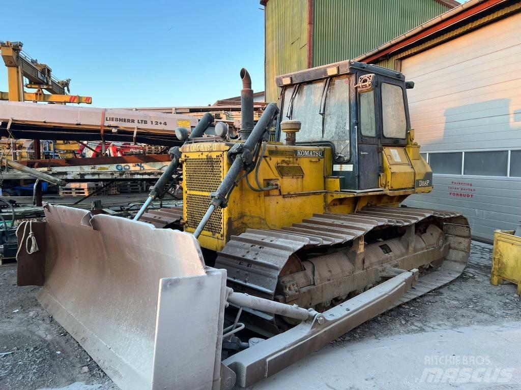 Komatsu D 65 P Гусеничні бульдозери