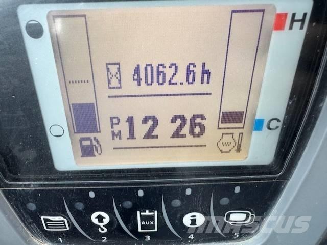 Kubota KX 080-4 Гусеничні екскаватори