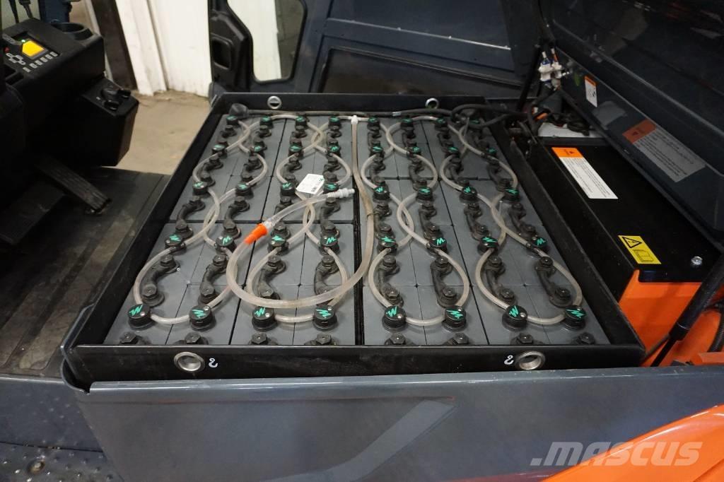 Toyota 8FBMT35 Електронавантажувачі