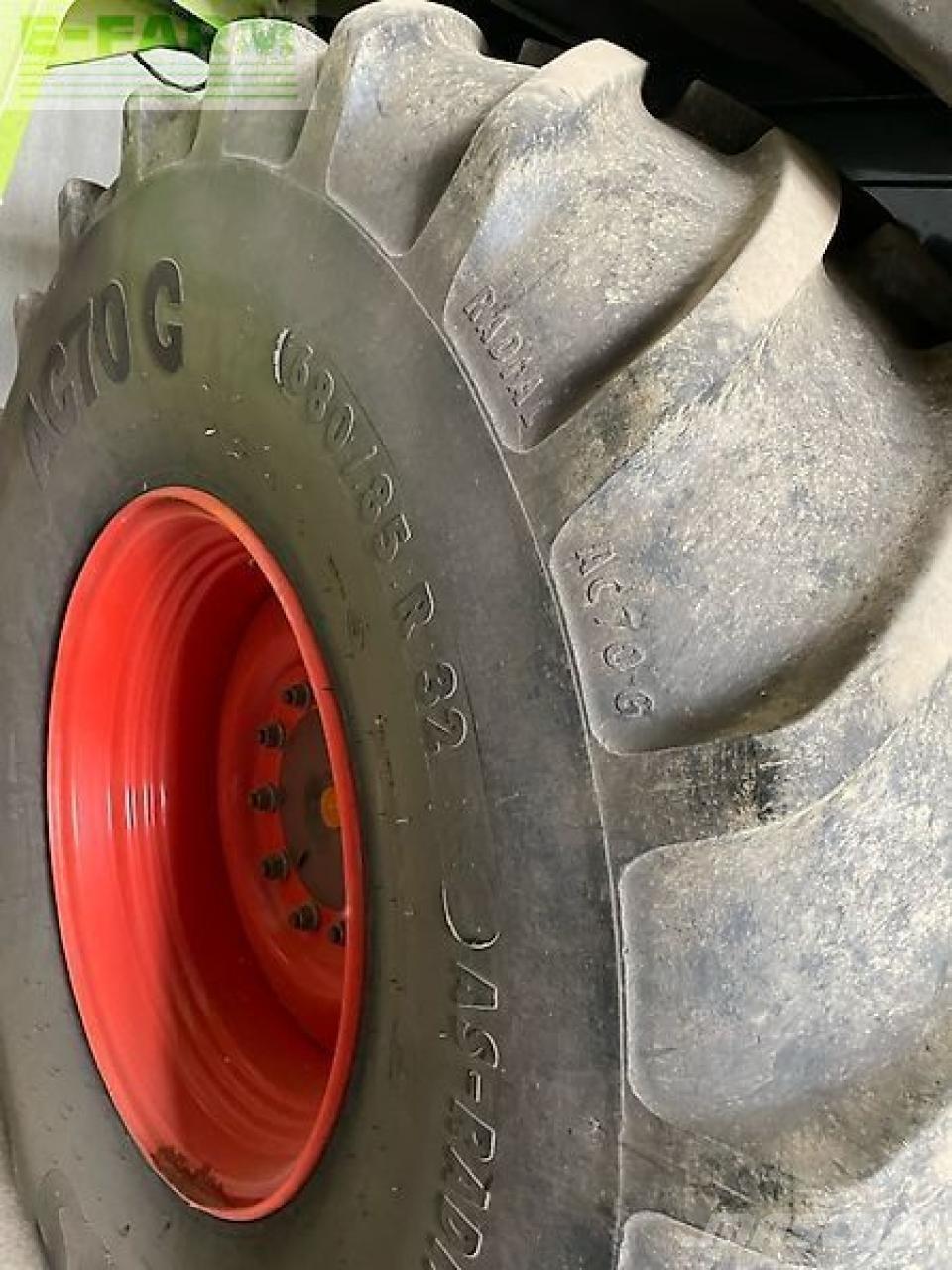 CLAAS lexion 650 Зернозбиральні комбайни