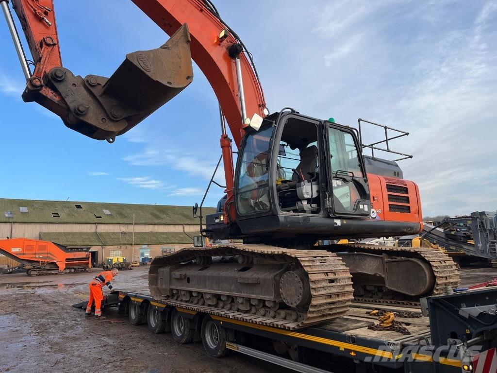 Hitachi ZX 300 LCN-7 Гусеничні бульдозери