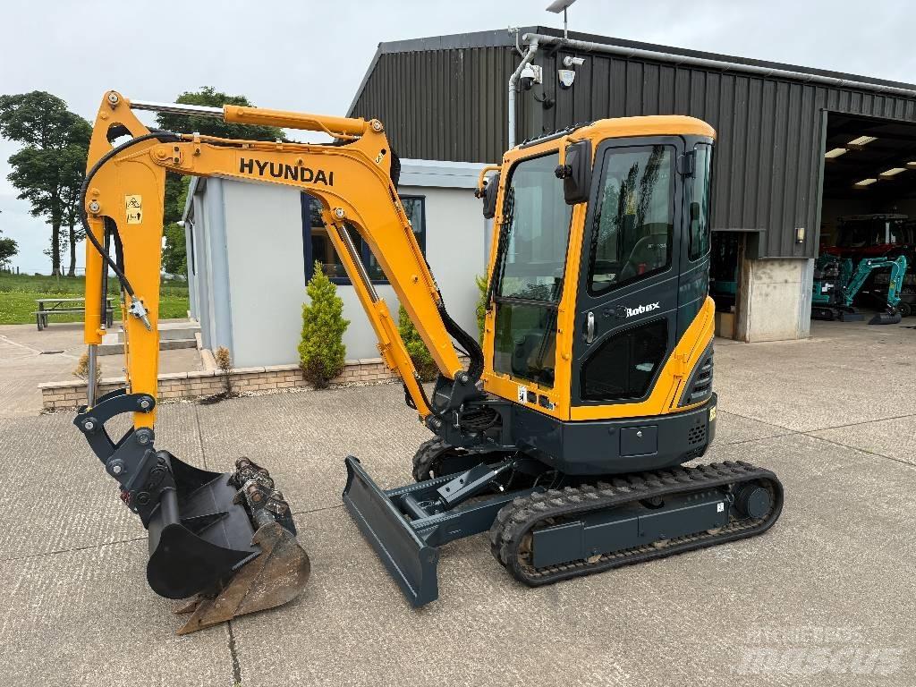 Hyundai R25Z-9 AK Міні-екскаватори < 7т