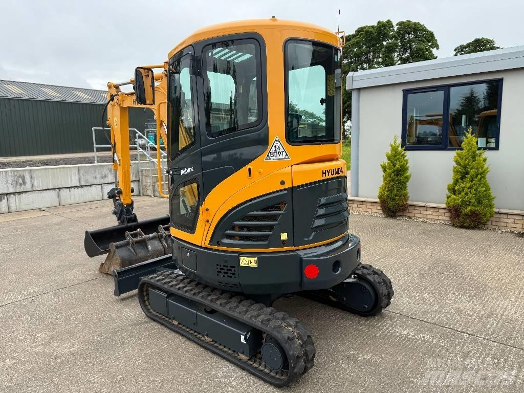 Hyundai R25Z-9 AK Міні-екскаватори < 7т