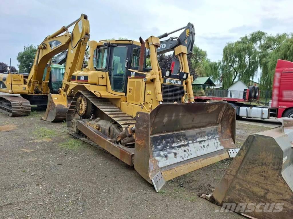 CAT D 6 R Гусеничні бульдозери
