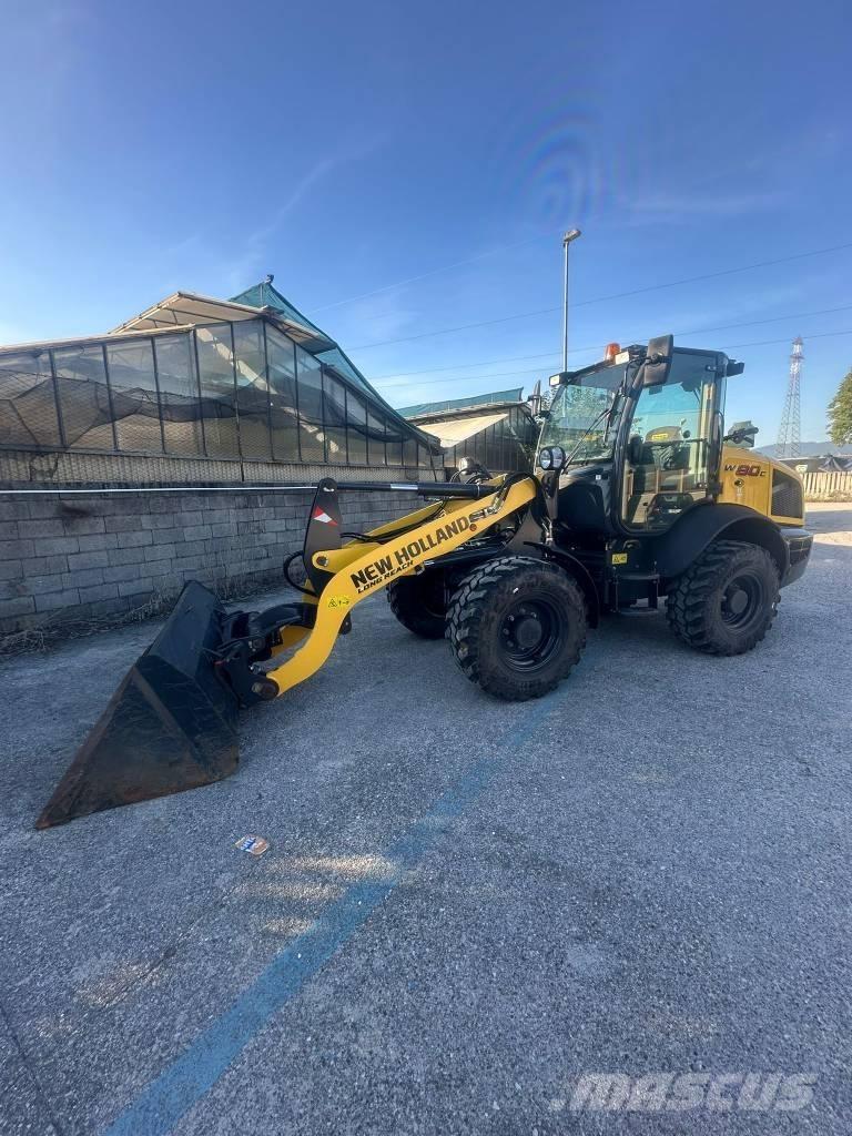 New Holland W 80 C Фронтальні навантажувачі