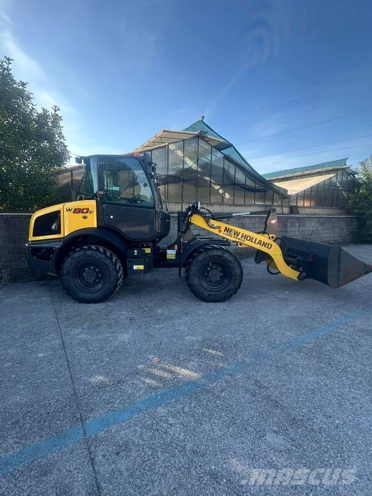 New Holland W 80 C Фронтальні навантажувачі