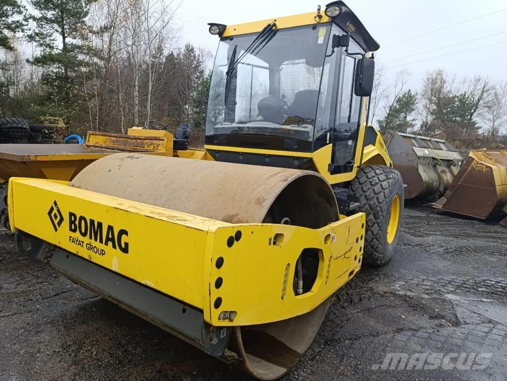 Bomag BW 213 Грунтові котки