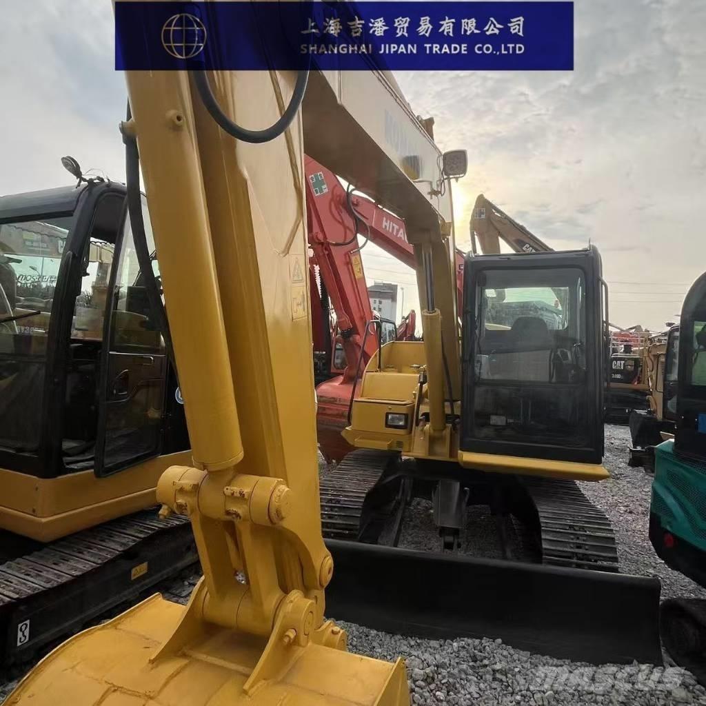Komatsu PC 70 Гусеничні екскаватори