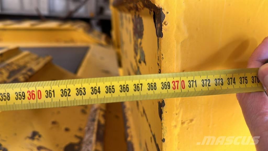 Trabosa GONDOLA Низькорамні напівпричепи