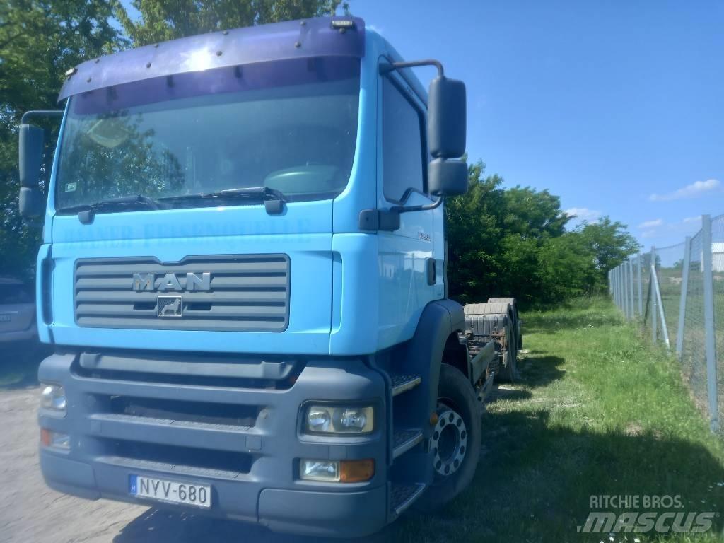 MAN 26.363 FNLC Шасі з кабіною