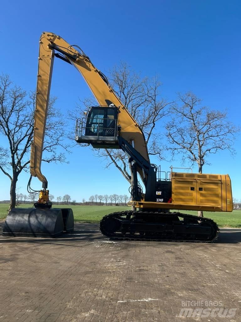 CAT 374 F Перевантажувачі металобрухту/промислові навантажувачі