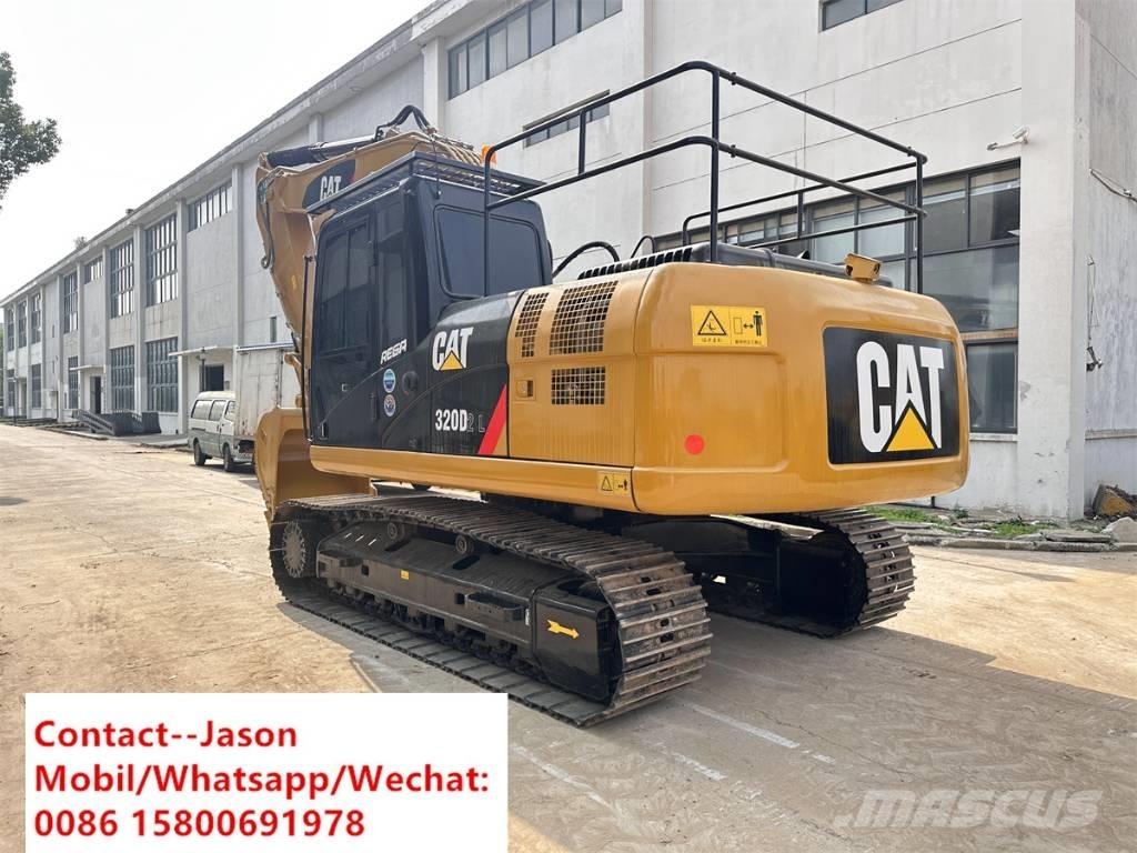 CAT 320D2 Гусеничні екскаватори