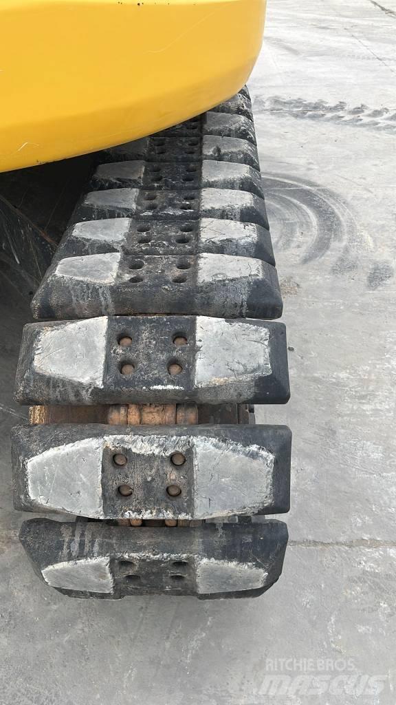 Komatsu PC 138 US Гусеничні екскаватори