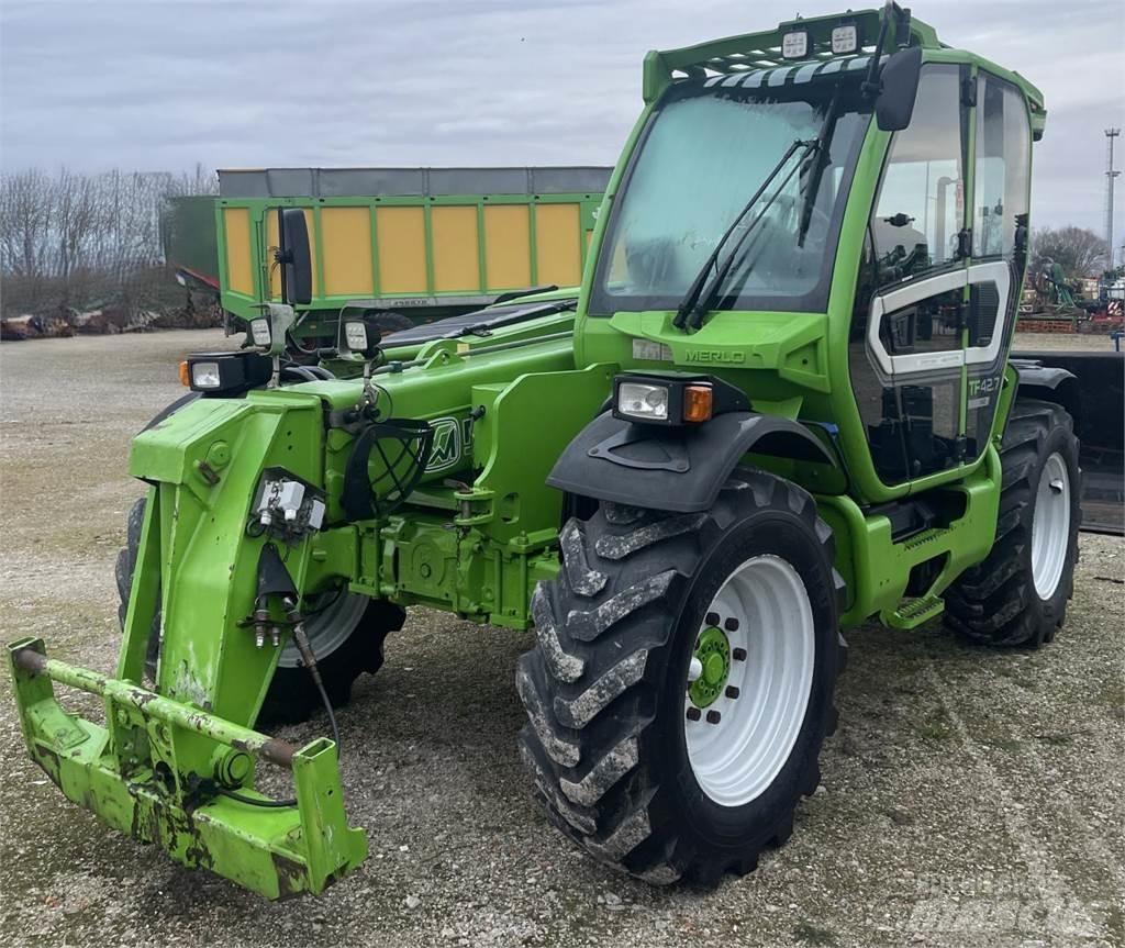 Merlo 42.7-140 Телескопічний навантажувач
