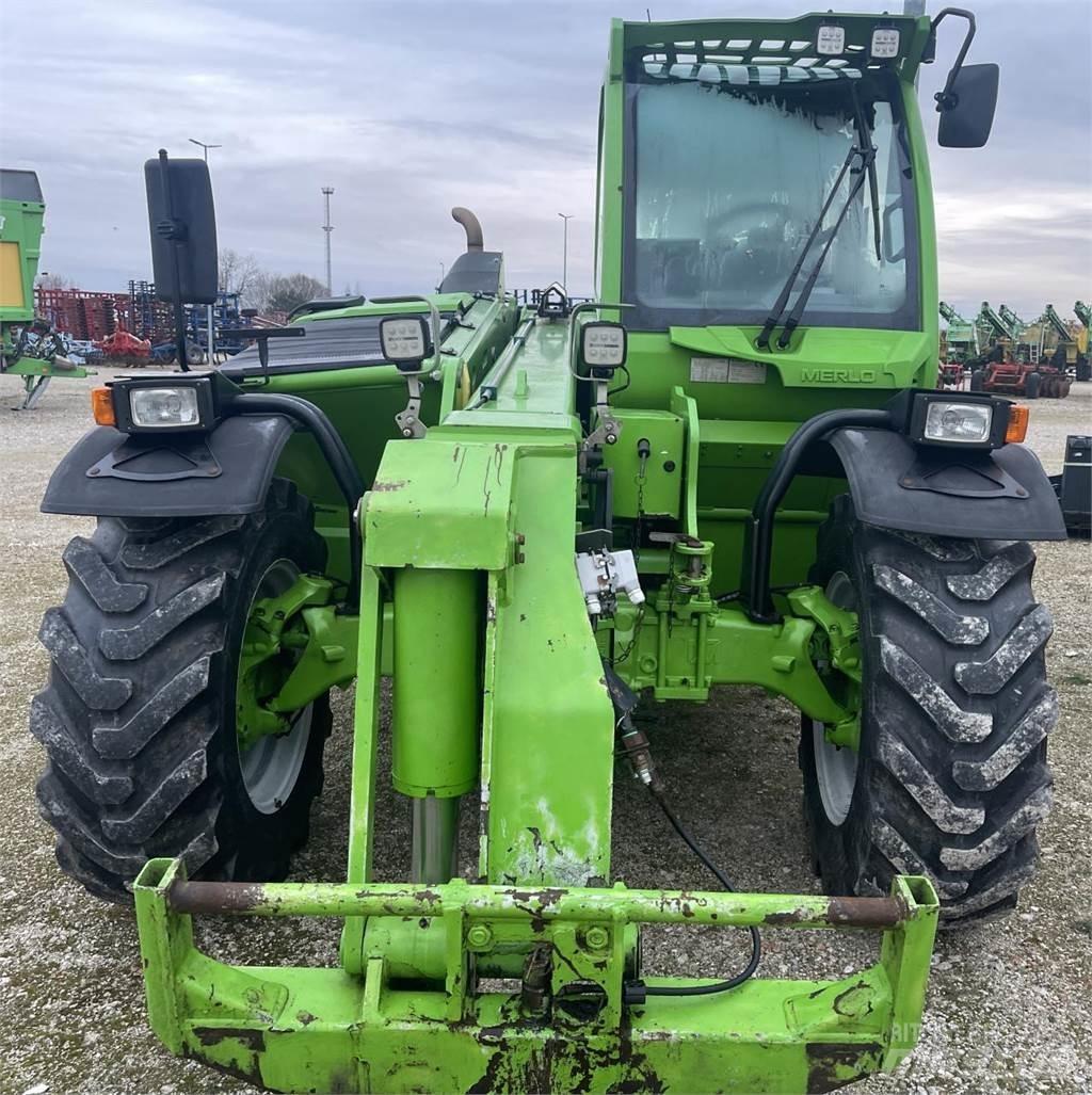 Merlo 42.7-140 Телескопічний навантажувач
