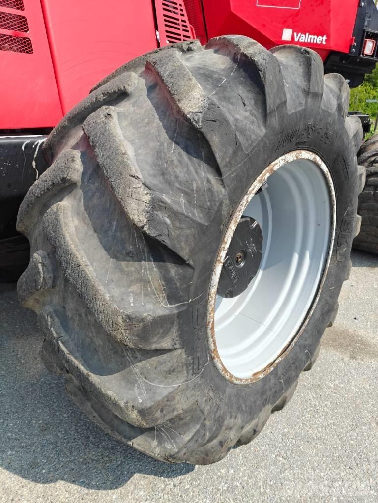 Valmet 901TX Харвестери