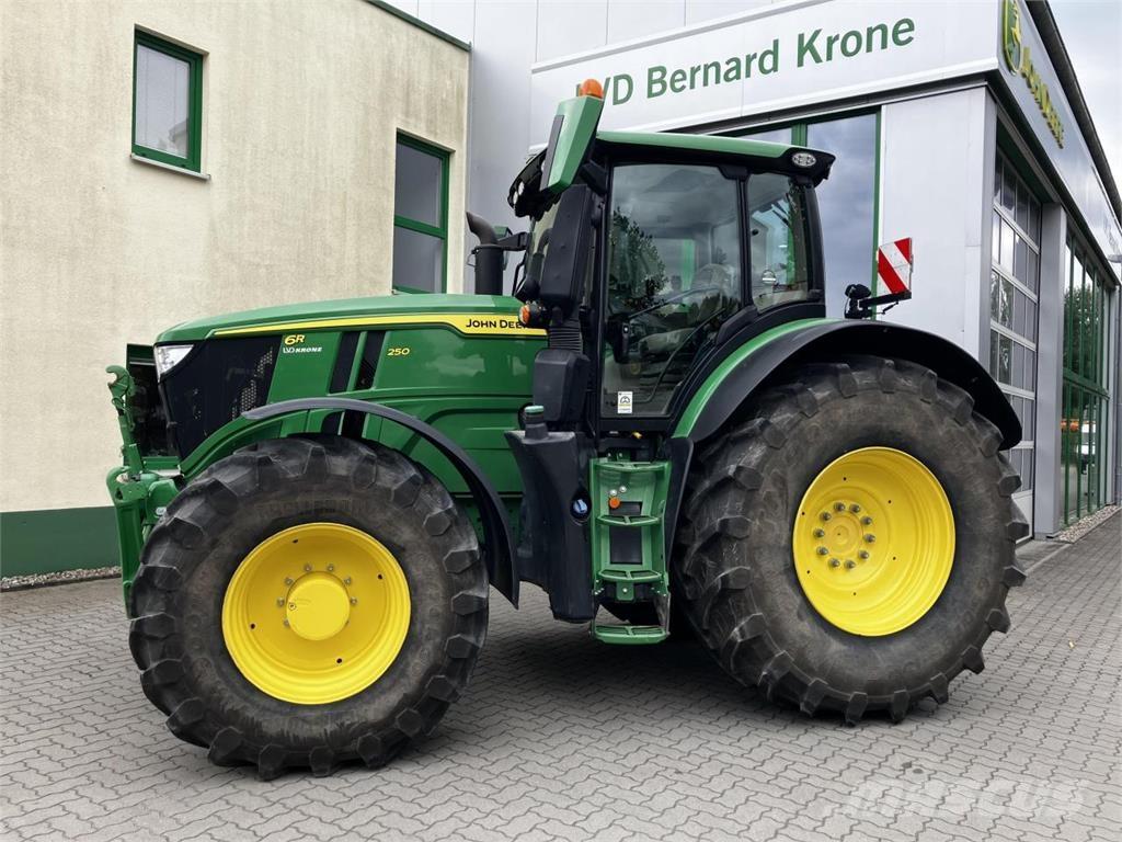 John Deere 6R 250 Трактори