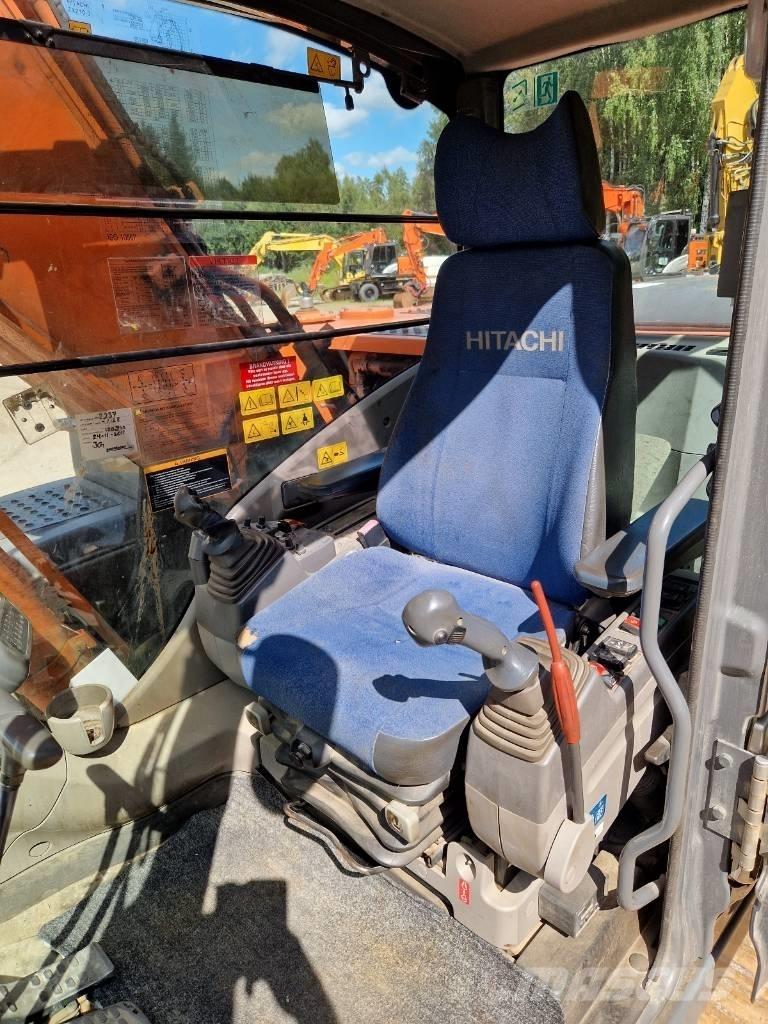 Hitachi ZX 210 LC-3 Гусеничні екскаватори