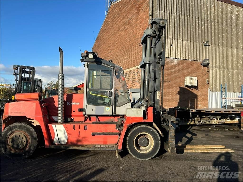 Kalmar DCE150-12 Дизельні навантажувачі