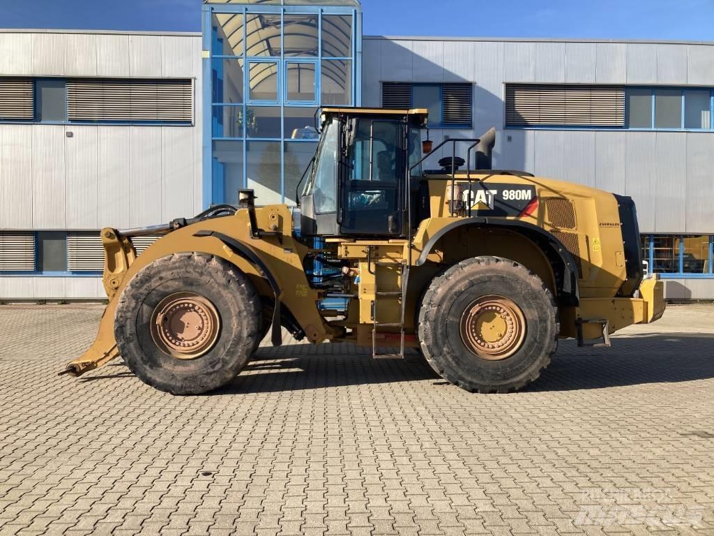 CAT 980 M Фронтальні навантажувачі