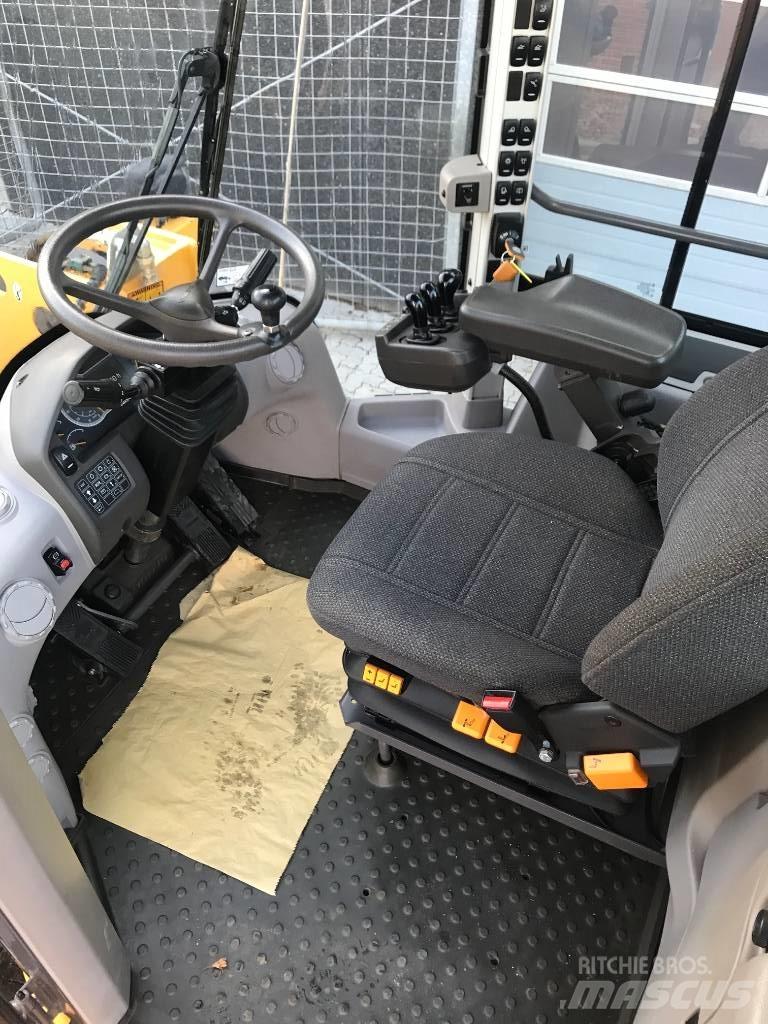 Volvo L120H Фронтальні навантажувачі
