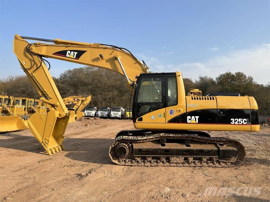 CAT 325C Гусеничні екскаватори