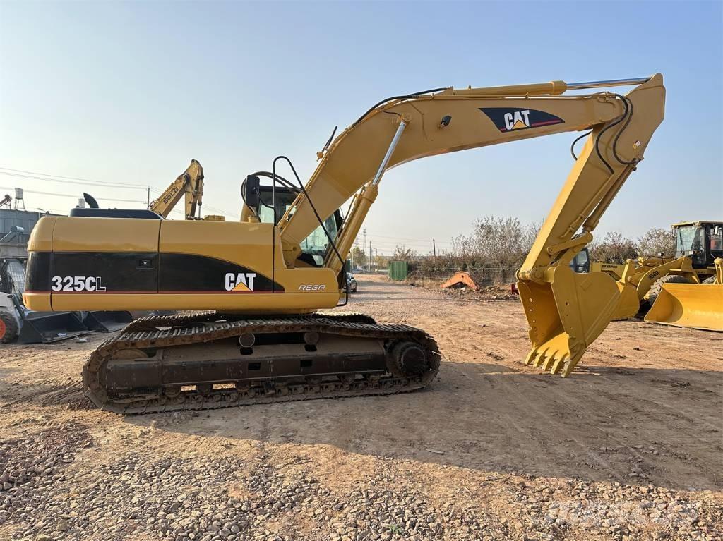 CAT 325C Гусеничні екскаватори