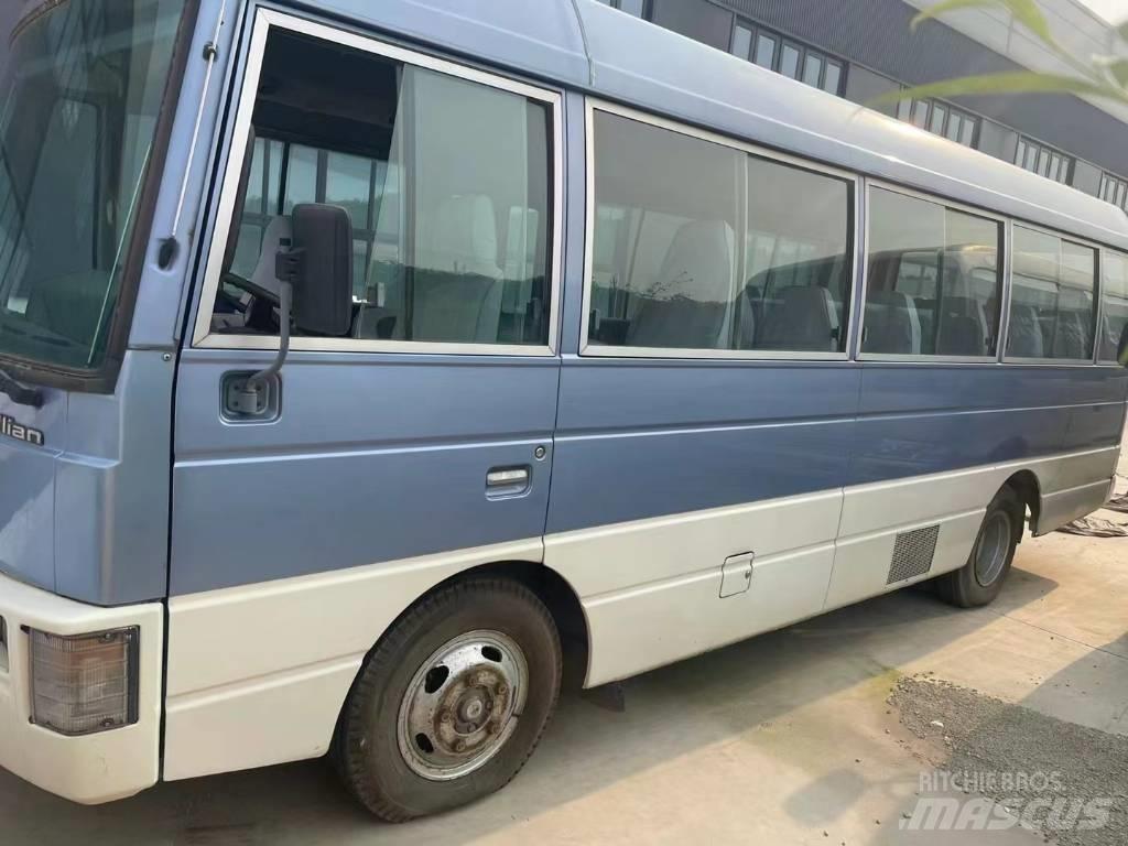 Nissan Civilian Міжміські автобуси