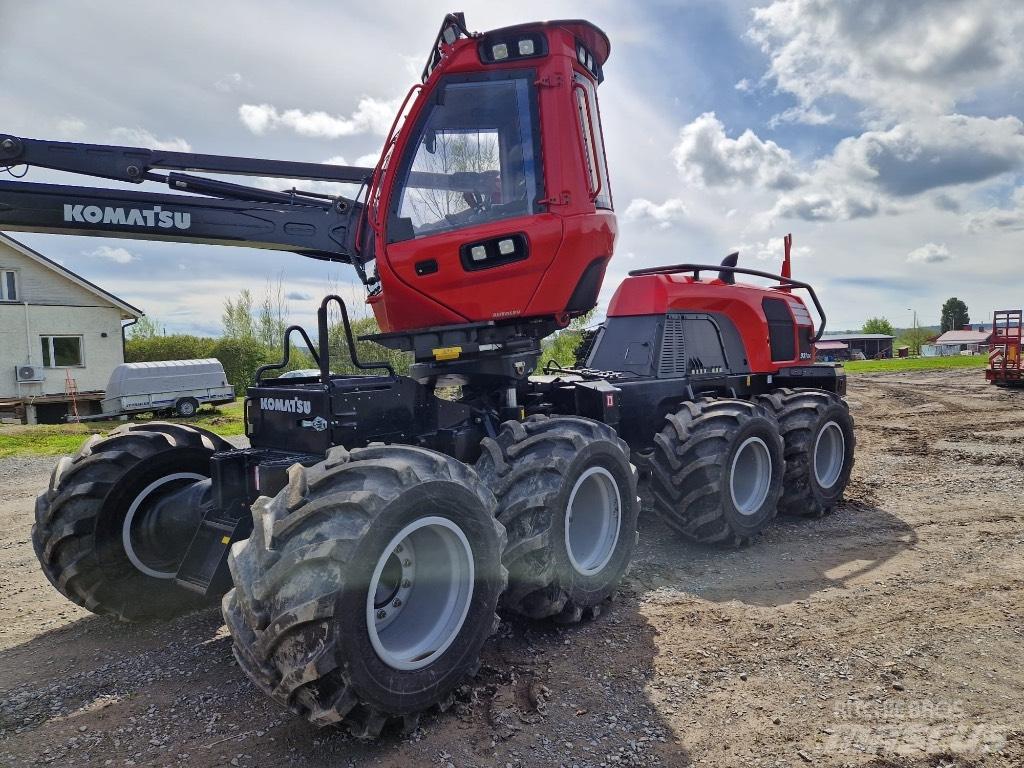Komatsu 931 XC Харвестери