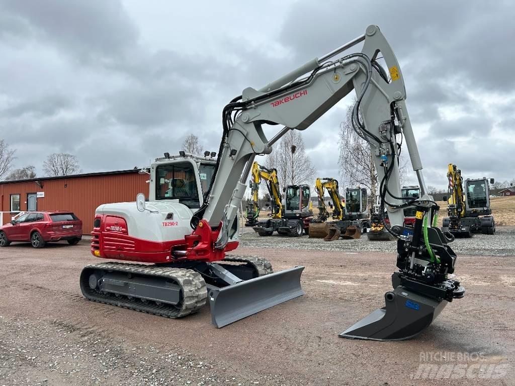 Takeuchi TB290 Середні екскаватори 7т. - 12т.