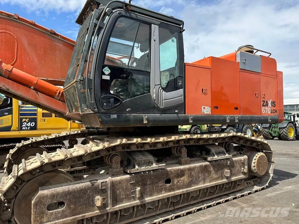 Hitachi ZX670CH-3 Гусеничні екскаватори