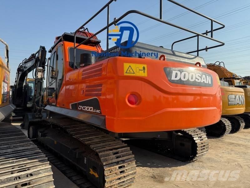 Doosan DX 300LC-9C Гусеничні екскаватори