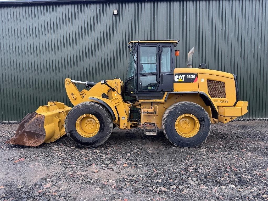CAT 930 M Фронтальні навантажувачі