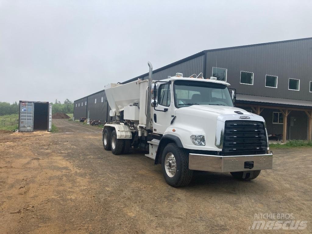 Freightliner SD 114 Бетономішалки (Автобетонозмішувачі)