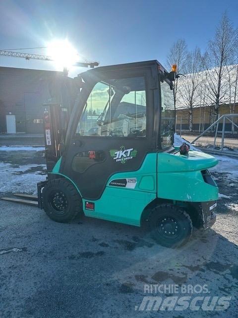 Mitsubishi FD25N3 Дизельні навантажувачі