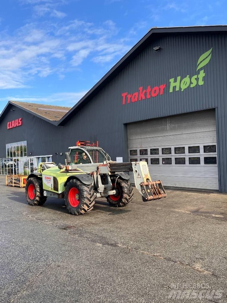 CLAAS SCORPION 9040 Телескопічний навантажувач