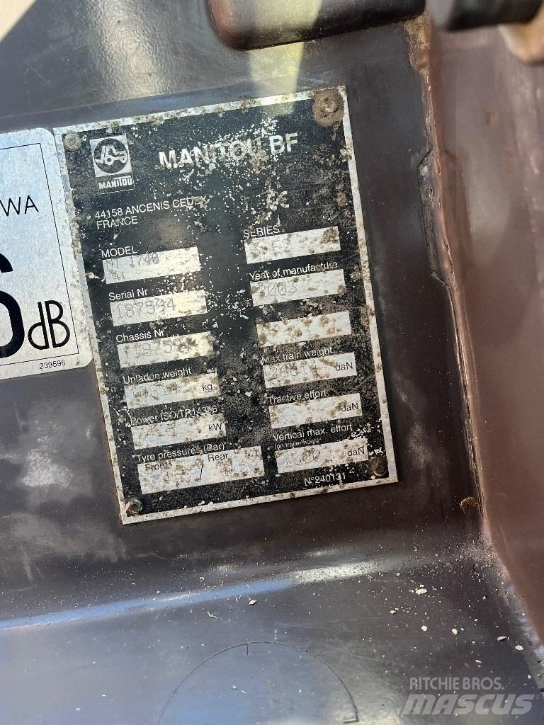 Manitou 1740 Телескопічні навантажувачі