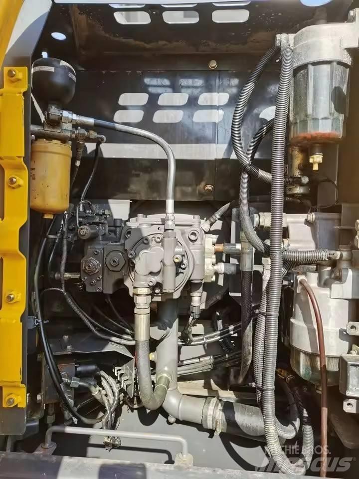 Sumitomo SH130-6 Гусеничні екскаватори