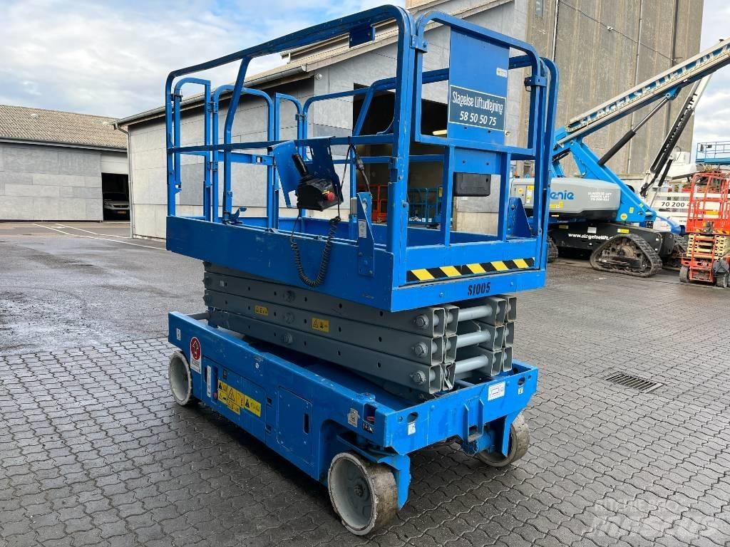 Genie GS 2646 Підйомники-ножиці